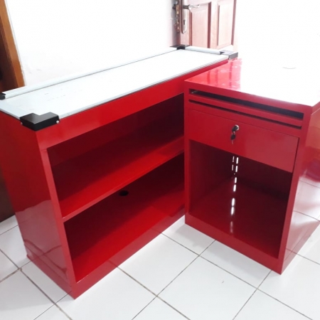 Meja kasir Standart